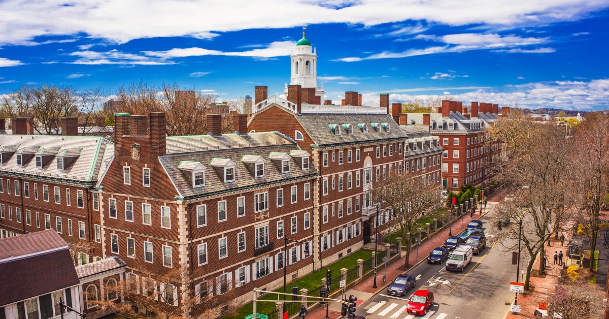 Harvard Plans on Hosting Segregated Graduations