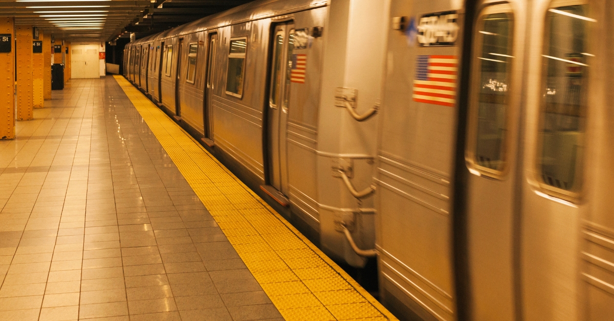 Guardian Angels Return to Patrol NYC Subways after Woman Dies